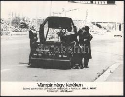cca 1981 ,,Vámpír négy keréken" című csehszlovák filmparódia jelenetei és szereplői, 3 db produ...