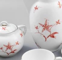 Zsolnay piros virágmintás mokkás készlet, tejkiöntő hiányzik, jelzett, kopással, csészén pattanással