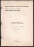 1968 Methods of Evaluation of Population and Housing Censuses. Provisional draft prepared by K. Tekse /Hungary/ Central Statistical Office. Statistical Commission and Economic Commission for Europe. Conference of European Statisticians - Working Group on Population Censuses. / A nép- és lakásszámlálások kiértékelésének módszerei. Európai statisztikusok találkozója - Népszámlálási munkacsoport. Tekse Kálmán (KSH) által összeállított előzetes tervezet. Angol nyelven. Tűzve, (6)+109 p.