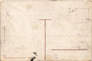 Budapest VI. Berlini tér (Nyugati tér), Krayer E. és Társa üzlete, Vígszínház kávéház, villamos. Vas...