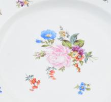 8 db Fischer Emil lapos tányér. Kézzel festett, kézzel festett jelzéssel, kopással, d: 25,5 cm