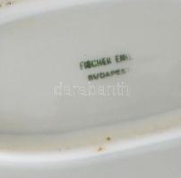 Fischer Emil pecsenyés tál. Kézzel festett, kézzel festett jelzéssel, kis kopással, 45x30 cm