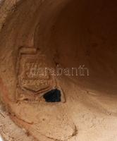 Szécsi kerámia varró asszony figura. Mázas kerámia, jelzett, mázrepedésekkel 22 cm