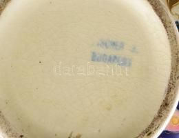 Fischer Ignác virágmintás díszkancsó. Kézzel festett jelzett fajansz. Kis hajszálrepedéssel 14 cm