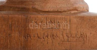 Antik fából faragott apáca szobor, szerzetesi munka, jelzett, Cluny-i apátság. Szép állapotban. m: 3...