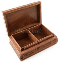 Antik, dúsan faragott, plasztikus sárkánymintás fadoboz, rejtett zárral. Az alsó panel elhúzásával n...