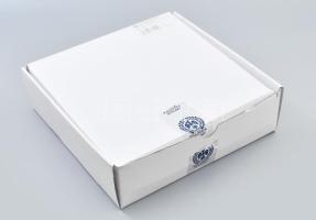 Hollóházi címermintás pálinkás készlet, jelzett, etikettel, eredeti dobozában