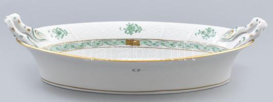 Herend zöld Apponyi mintás kínáló. Pereménél plasztikus, fonott mintát idéző díszítéssel, kézzel fes...