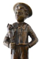 Julius Schmidt-Felling (1835-1920): Fiú virággal. Öntött patinázott bronz, jelzés nélkül, márvány ta...