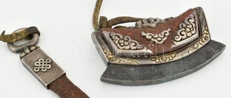 Mongol tűzszerszám ezüst szerelékkel