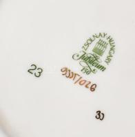 2 db Zsolnay pillangó mintás tálka. Kézzel festett, jelzett, kis kopással d: 12 cm