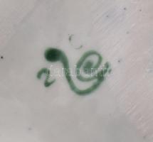 Szovjet porcelán halas italos készlet, kiöntő + 6 db kupicás pohár. Kézzel festett, jelzett, kis kop...