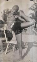 1929 Budapesti és egyéb strandokon, fürdőkben fényképező fotográfus, Rötzer Henrik 27 db fotója, 4,5...