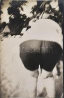 1929 Budapesti és egyéb strandokon, fürdőkben fényképező fotográfus, Rötzer Henrik 27 db fotója, 4,5...