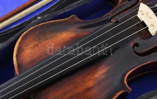 Hegedű. Cseh, XX. sz. első évei. Korán Csaba hegedűkészítő-mester által a közelmúltban ellenőrizve é...