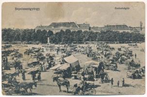 Sepsiszentgyörgy, Sfantu Gheorghe; Szabadság tér, piac / square, market (lyukak / pinholes)