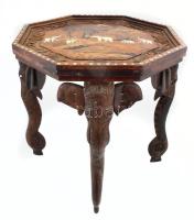 India, XX. sz. második fele, Kis asztal. Elefánt figurális lábakkal, csont berakásos jelenetekkel, faragásokkal díszítve. Kopással, d: 49 cm, m: 45 cm egy láb visszacsavarozandó