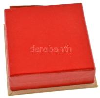 ~1960. "A Könnyűipar Kiváló Dolgozója" zománcozott fém jelvény, miniatűrrel, eredeti, kiss...