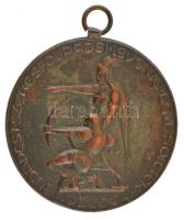 1926. "Budapest Székesfővárosi Levente Egyesületek" bronz díjérem, füllel, hátoldalán "X. ker. Levente verseny - 1926. V. 29.". Szign.: Boskol L. (41mm) T:AU,XF