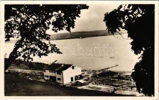 1934 Tihany, Yacht Club