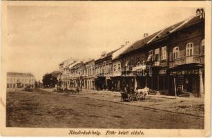 Kézdivásárhely, Targu Secuiesc; Fő tér keleti oldala, Mánya Dávid és Császár Gergely üzlete / main square, shops (EK)