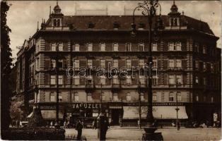 Budapest VII. Hotel Central Központi szálloda és kávéház, vasüzlet, ruhaház üzlete, autóbusz (EK)