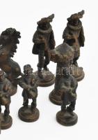 Bronz sakkfigura készlet. Tömör öntött bronz figurák, jó állapotban, teljes készlet, m: 9 cm alatt