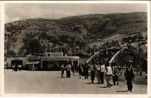 1940 Rahó, Rachov, Rahiv, Rakhiv; Fő utca, Tisza híd, Szarvady B., Lesovszky Miklós, Kamil Adolf üzlete / main street, Tisa bridge, shops (EK)