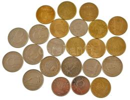 2004. 50Ft Cu-Ni "A Magyar Köztársaság az Európai Unió tagja" (3x) + 2019. 50Ft "Vívó-Világbajnokság" (5x) + 2020. 10Ft Cu-Ni "Tisztelet a hősöknek" (10x) + 20Ft Cu-Ni "Tisztelet a hősöknek" (5x) T:AU,XF