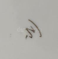 Japán, XX. sz. első fele, 9 darab kézzel festett jelenetes tányér. Jelzett, sérüléssel, d: 18,5 cm