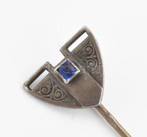 3 db ezüst (Ag) bross: gyöngyös, drágaköves. össz br 6,4 g