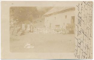 1914 Barza, Berza, Barsa; paraszti udvar / farmyard. photo (Rb)