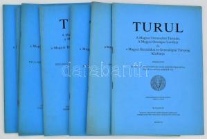 1994-1996 Turul. A Magyar Történelmi Társulat, a Magyar Országos Levéltár és a Magyar Heraldikai és Genealógiai Társaság Közlönye. 7 db szám: 1994/1-2., 3., 4., 1995/1-2., 3-4., 1996/1-2., 3-4. füzetek. Bp., Magyar Történelmi Társulat. Kiadói tűzött papírkötés.