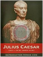 Római Birodalom DN Julius Caesar Denariusának fém replikája eredeti csomagolásban, leírással