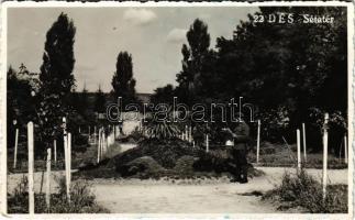 1942 Dés, Dej; Sétatér katonával / promenade and soldier