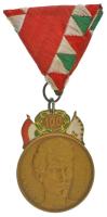 1948. 48-as Díszérem részben zománcozott, bronz kitüntetés mellszalagon T:AU apró karc Hungary 1948. Medal of Honour commemorating 1848-1849 enamelled bronze decoration with ribbon C:AU small scratch NMK 528.