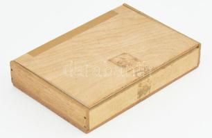 Régi szivargyűrű gyűjtemény, kubai szivaros dobozban, de a dobozon címke nélkül, 17x12x3 cm