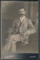 ca 1920 Orosháza, Szabó Sándor fényképész műtermében készült, keményhátú vintage fotó, 16x10,5 cm