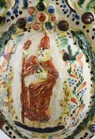 Antik erdélyi kerámia nagy méretű díszváza fedéllel. Szent Miklós képével. Kézzel festett, mázas cse...