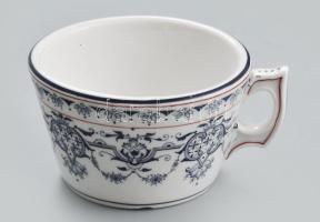 7 darab antik kávéházi csésze, jelzés nélkül, pattogzással, d: 9,5 cm, m: 6 cm