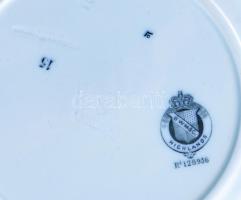 cca 1860-1880, BROWN-WESTHEAD, MOORE & CO angol tál, kis kopással, jelzett, d: 19,5 cm