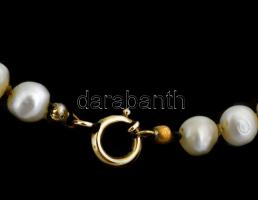 Tenyésztett gyöngy nyaklánc, arany (Au/8k) kapoccsal, h: 48 cm