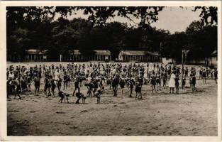 1943 Horány (Szigetmonostor), Országos Gyermekvédő Liga Izabella üdülőtelepe, strand (fl)