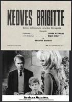 cca 1965 ,,Kedves Brigitte" című amerikai filmvígjáték jelenetei és szereplői, 13 db vintage produkciós filmfotó (vitrinfotó, lobbyfotó) ezüst zselatinos fotópapíron, a használatból eredő (esetleges) kisebb hibákkal, + hozzáadva egy szöveges kisplakát, 18x24 cm