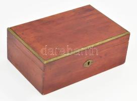 Írószer tétel, tollak, hegyek, stb. dobozban