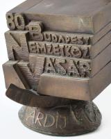 Csíkszentmihályi Róbert (1940-2021): Merkúr. BNV vásárdíj 1986. Bronz. 30 cm