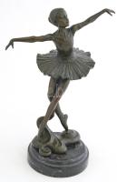 Balerina. Bronz szobor, márvány talapzaton. Szép öntés, jelzés nélkül, m: 27,5 cm