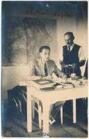 1936 Vasláb, Gyergyóvasláb, Voslabeni; tanterem / classroom. photo (lyuk / pinhole)