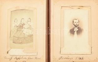 cca 1860 Családi fotóalbum kb 80 db nagyréswzt feliratozott viziktártyával. Vérffy, Dubicz, stb csal...