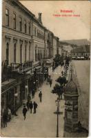 1913 Kolozsvár, Cluj; Mátyás király tér, hirdetőoszlop, Schuster üzlete, takarék betétek / square, advertising column, shops (EK)